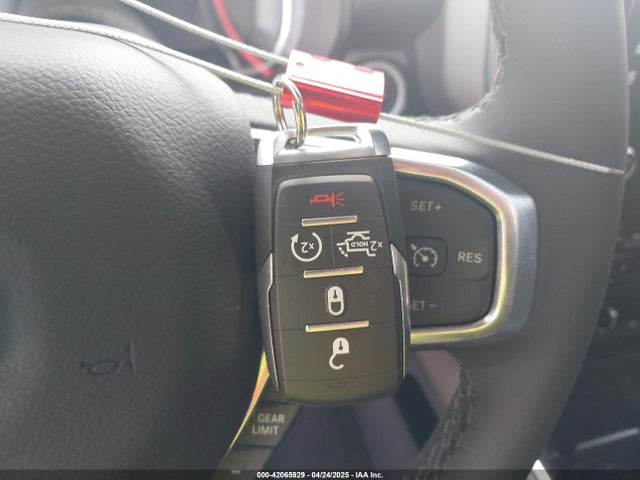 RAM 1500 2025 1C6SRFJP8SN630889 Image 11