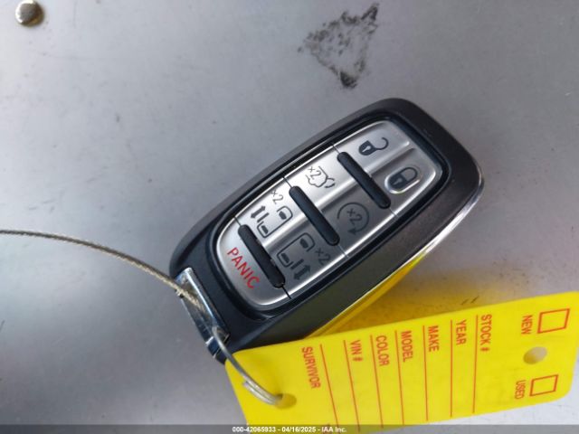 2021 CHRYSLER VOYAGER 2C4RC1DG3MR565141 Photo 10