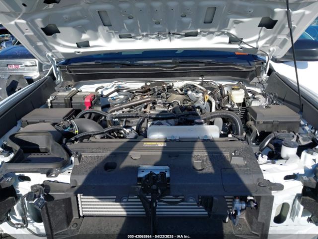 2024 TOYOTA TACOMA 3TYKD5HN2RT000445 Photo 9