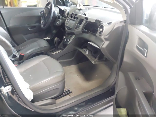 1G1JE5SB7F4144348 Chevrolet Sonic Ltz Auto