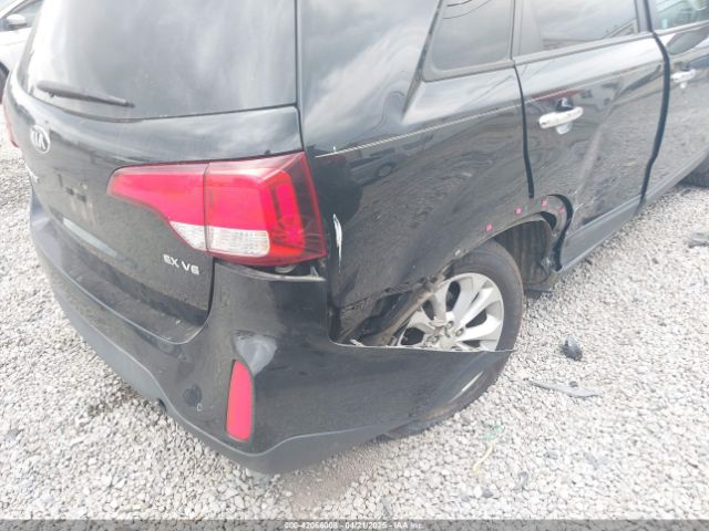 5XYKU4A77FG649295 KIA Sorento Ex V6