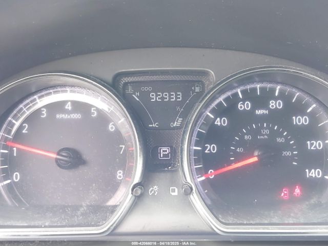 3N1CN7AP6HK450438 Nissan Versa 1.6 Sv