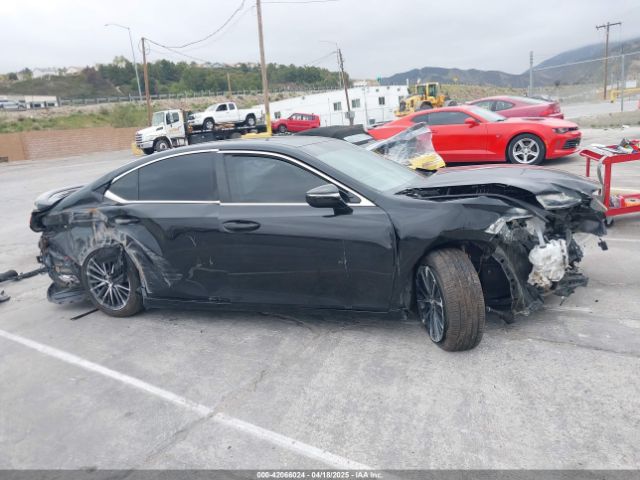 58ADA1C14RU047566 Lexus ES 300H