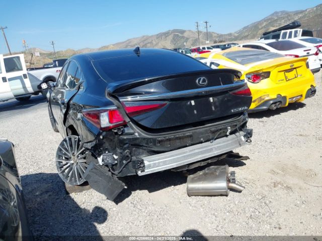 58ADA1C14RU047566 Lexus ES 300H