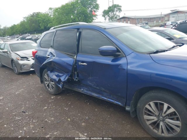 5N1DR2MN8HC668353 Nissan Pathfinder Sv