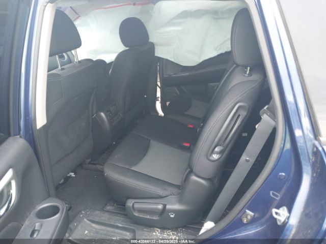 5N1DR2MN8HC668353 Nissan Pathfinder Sv