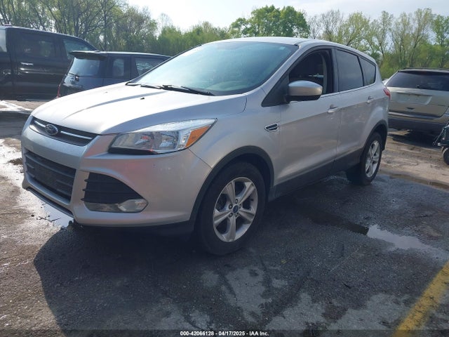 1FMCU9GX5FUC62439 Ford ESCAPE SE