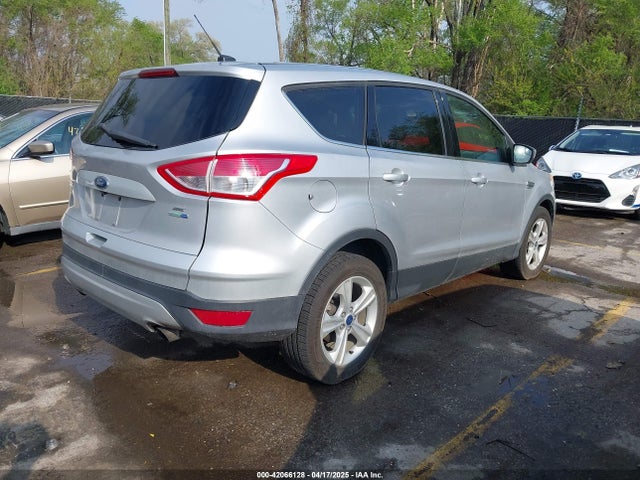 1FMCU9GX5FUC62439 Ford ESCAPE SE