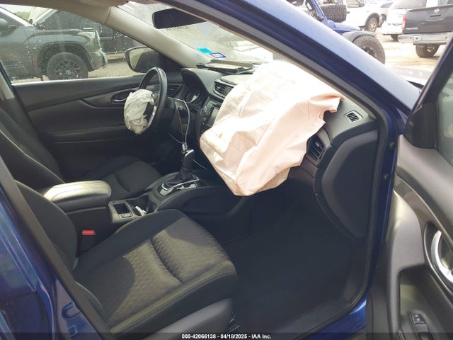 JN8AT2MT1HW147016 Nissan ROGUE SV