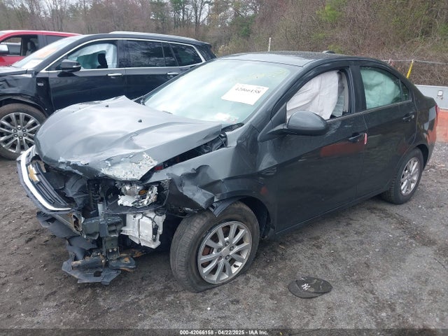 1G1JD5SG9J4123931 Chevrolet Sonic Lt Auto