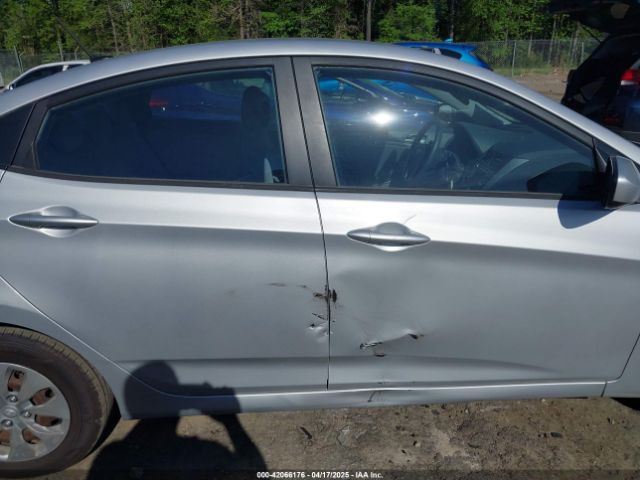 KMHCT4AE4GU942718 Hyundai ACCENT SE