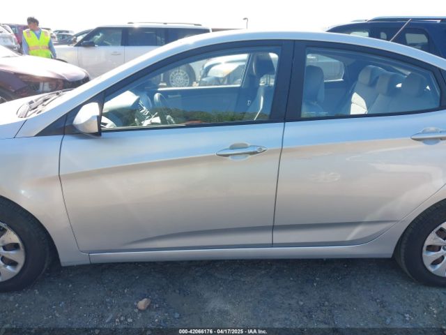 KMHCT4AE4GU942718 Hyundai ACCENT SE
