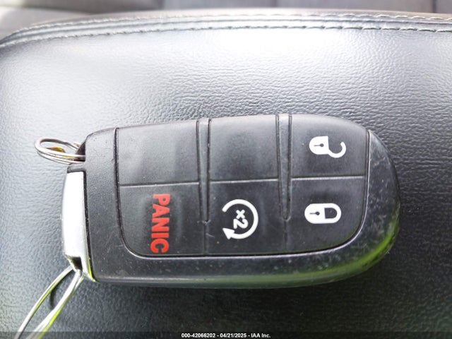 1C4RDHAG7MC825107 Dodge Durango Sxt Plus Rwd
