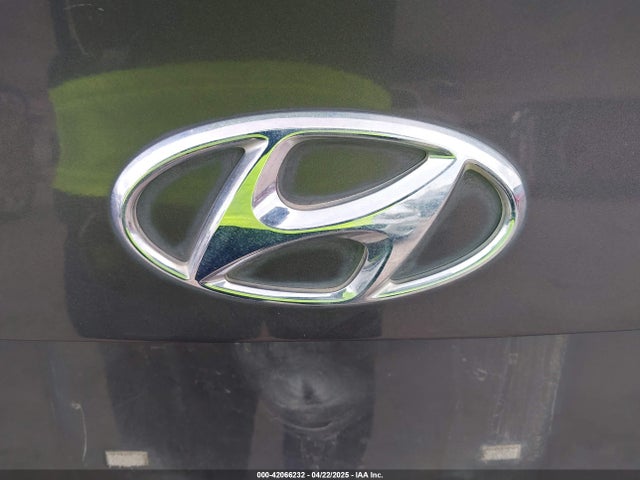 5NPE24AF8GH318956 Hyundai SONATA SE