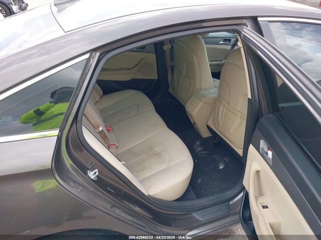 5NPE24AF8GH318956 Hyundai SONATA SE
