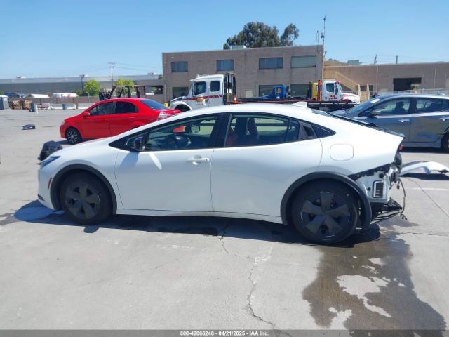 JTDACAAU6P3002332 Toyota Prius Le