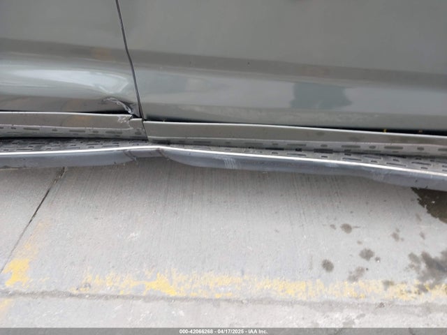 5TDDZRFH1HS453691 Toyota Highlander Limited