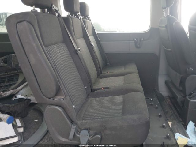 1FBZX2YM1HKA98823 Ford Transit Xlt