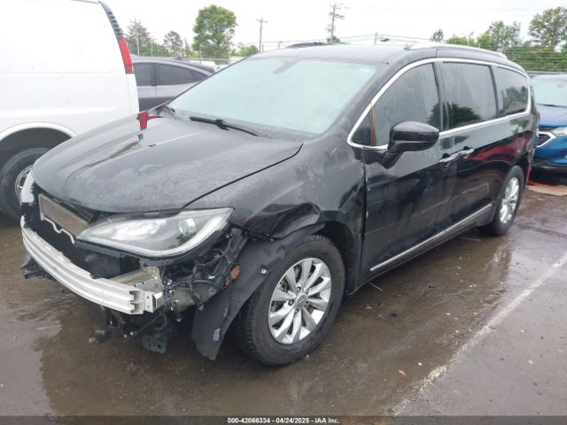 2019 CHRYSLER PACIFICA 2C4RC1BGXKR592949 Photo 1