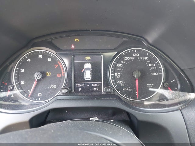 2011 Audi Q5 3.2 Premium Plus მანქანა იყიდება აუქციონზე, vin: WA1WKAFP8BA044883, აუქციონის ნომერი: 42066358