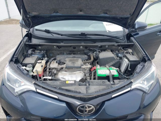 JTMRFREV9HJ716707 Toyota Rav4 Xle