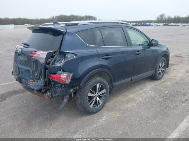 JTMRFREV9HJ716707 Toyota Rav4 Xle
