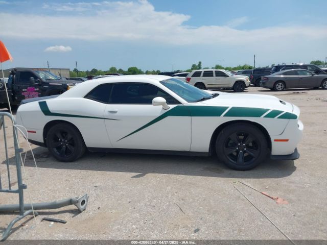 2C3CDZAG1HH578024 Dodge Challenger Sxt