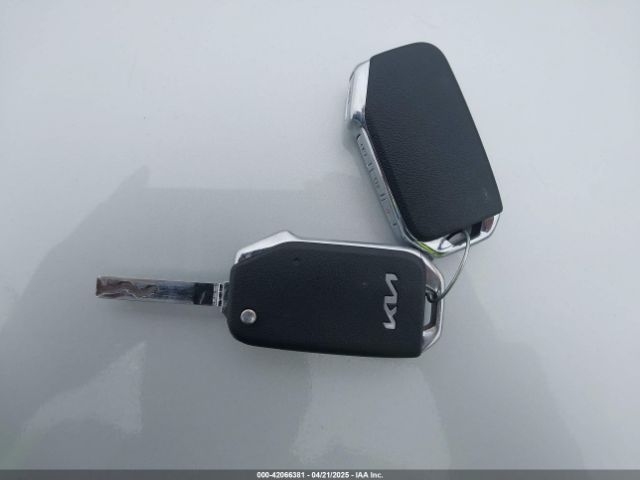 3KPF24AD4NE450309 KIA Forte Lxs