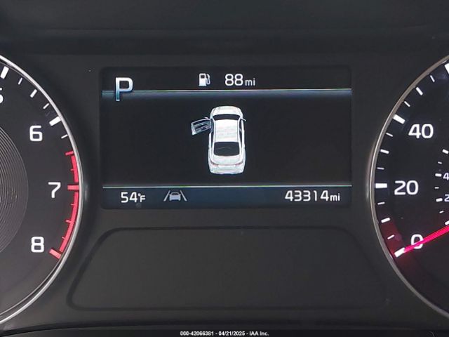 3KPF24AD4NE450309 KIA Forte Lxs