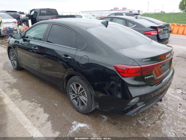 3KPF24AD4NE450309 KIA Forte Lxs