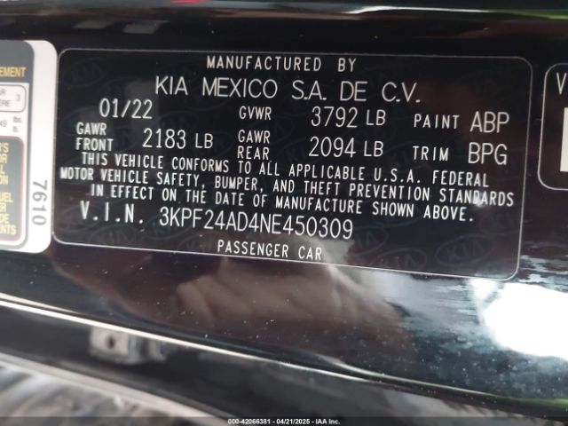 3KPF24AD4NE450309 KIA Forte Lxs