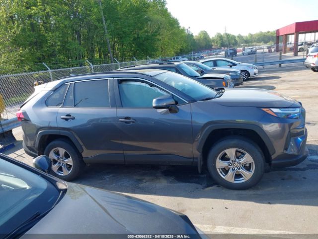 2T3W1RFV2RC267844 Toyota Rav4 Xle