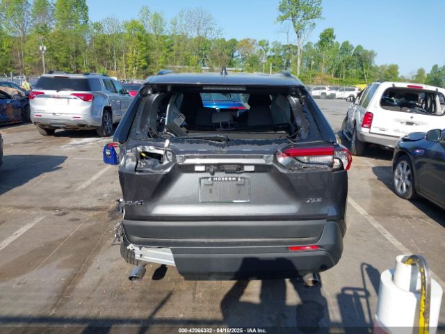 2T3W1RFV2RC267844 Toyota Rav4 Xle