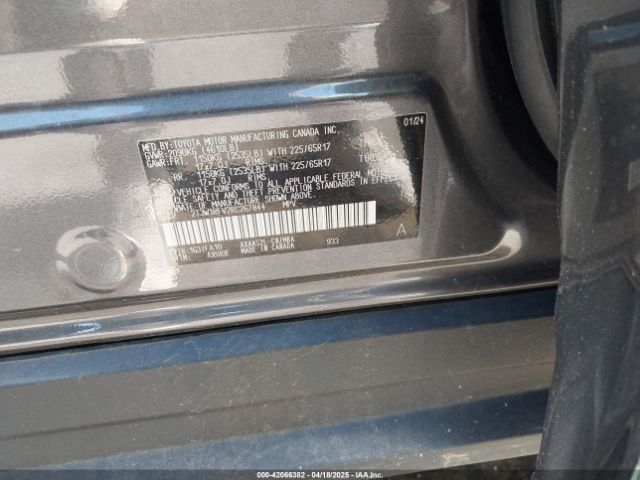 2T3W1RFV2RC267844 Toyota Rav4 Xle