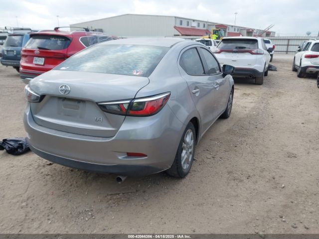 3MYDLBZV2GY104557 Scion IA