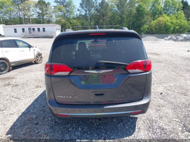 2C4RC1EG3HR643938 Chrysler Pacifica Touring-l Plus