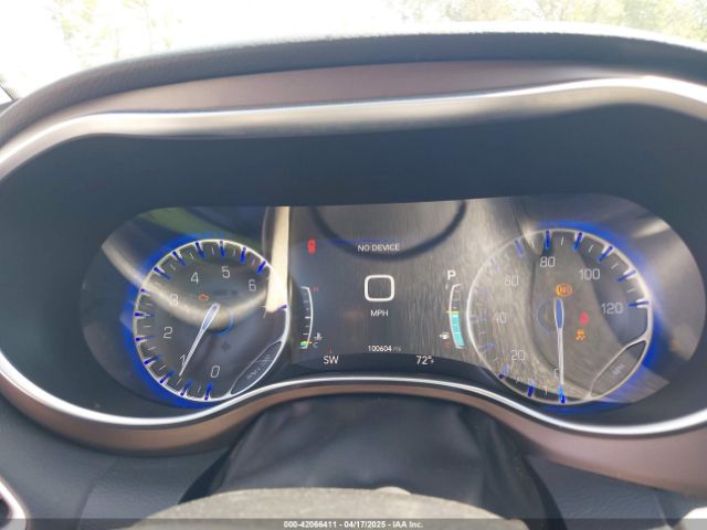 2C4RC1EG3HR643938 Chrysler Pacifica Touring-l Plus