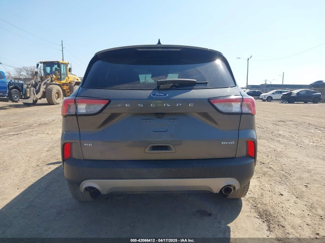 1FMCU9G61NUB79368 Ford ESCAPE SE