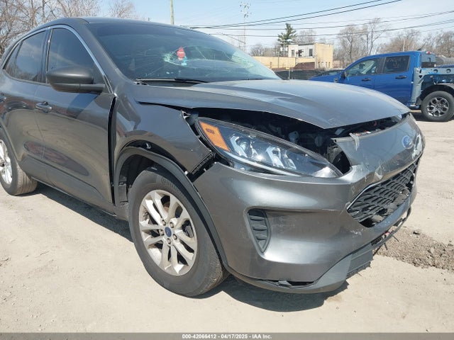 1FMCU9G61NUB79368 Ford ESCAPE SE