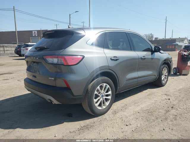 1FMCU9G61NUB79368 Ford ESCAPE SE