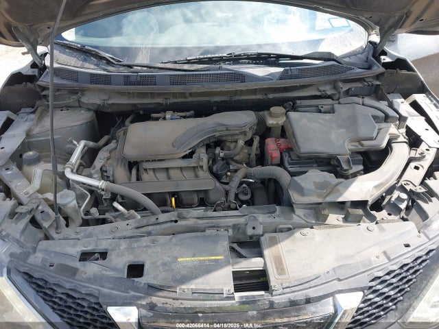 JN1BJ1CP5KW235775 Nissan 2019