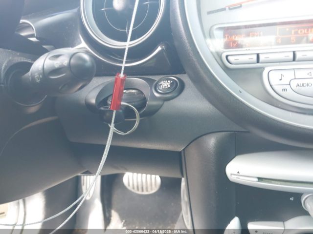 2007 MINI COOPER S WMWMF73547TV31403 Photo 10