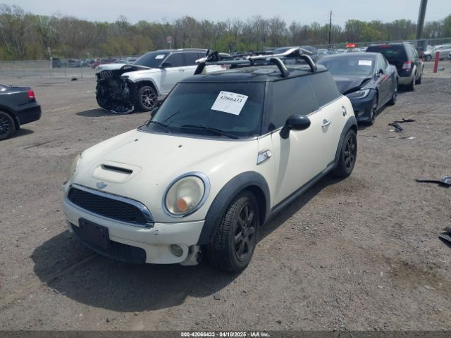 2007 MINI COOPER S WMWMF73547TV31403 Photo 1