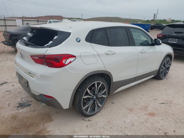 2018 BMW X2 WBXYJ5C31JEF82624 Photo 3