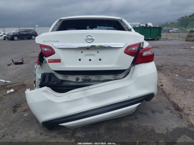 1N4AL3AP5JC214819 Nissan Altima 2.5 S