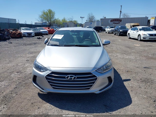 5NPD84LF8JH240158 Hyundai ELANTRA SEL