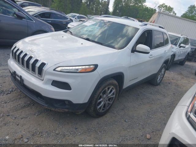 1C4PJLCB0GW355901 Jeep Cherokee Latitude