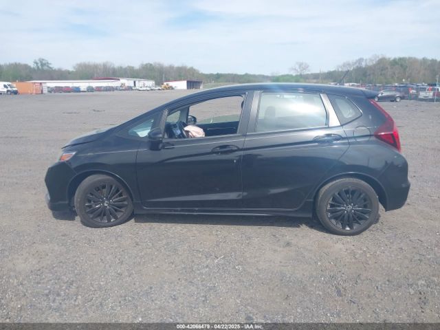 3HGGK5H69JM702137 Honda Fit Sport