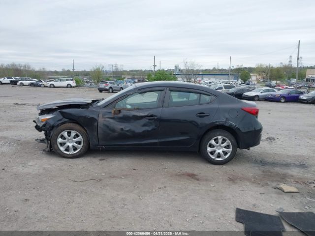 3MZBN1U75JM271235 Mazda Mazda3 Sport