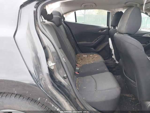 3MZBN1U75JM271235 Mazda Mazda3 Sport